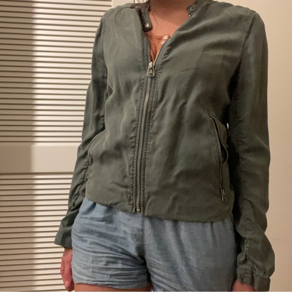 GAP sage green bomber jacket size small - Picture 3 of 10